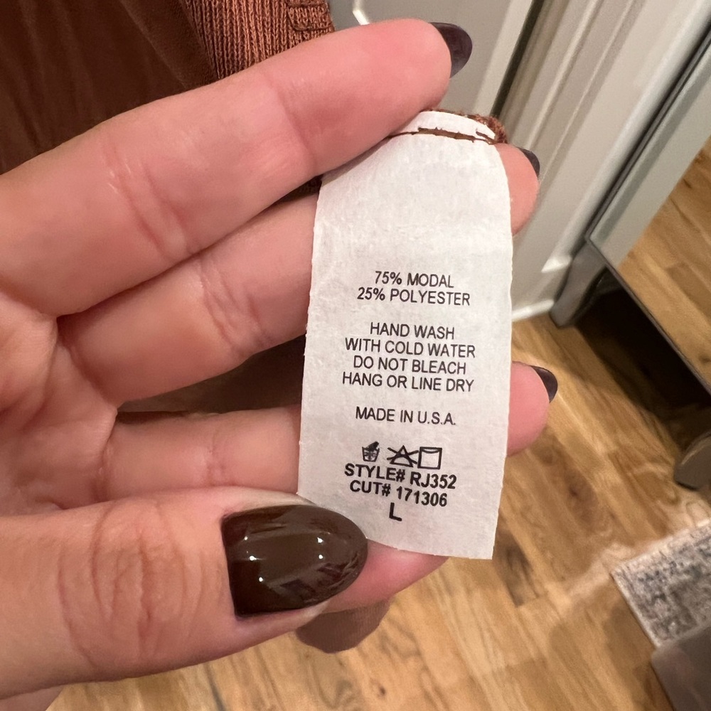 NWT Ribbed Long Sleeve Cardigan - Picture 3 of 5